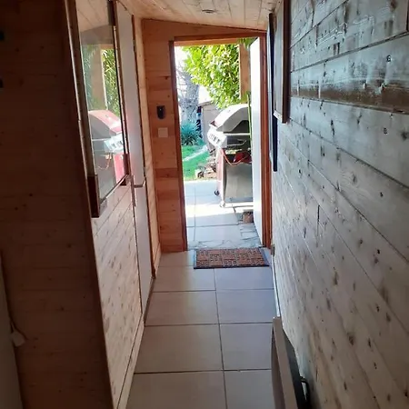 2 Set In Country Side Chalet *